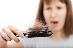 queda de cabelo problemas mais comuns que afligem a pele